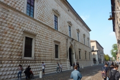 Male-in-mostra-a-Ferrara-102