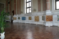 Male-in-Loggia-111