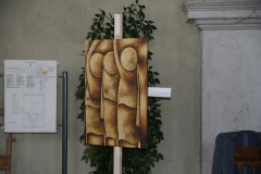Male-in-Loggia-120